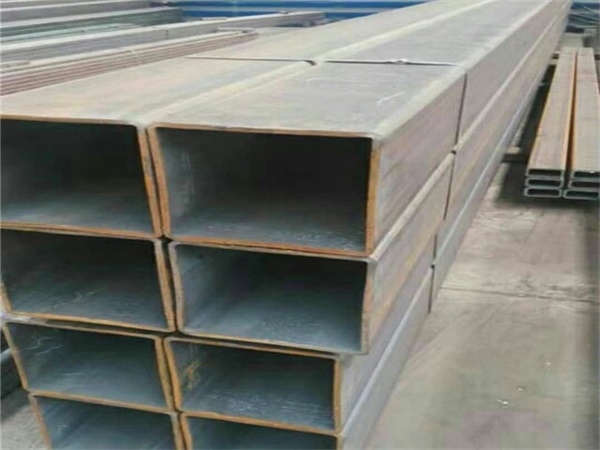 梁园Q355B<font style='color:red'>无缝方管</font>大厂出货